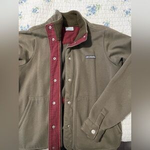 Columbia women’s Olive Jacket with Burgundy Accents